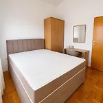 & Nada Primošten