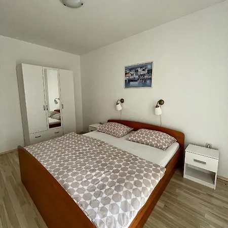 Apartment Nada *