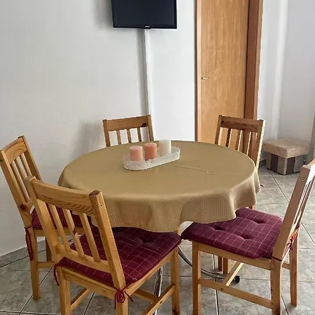 Apartment Nada Primosten