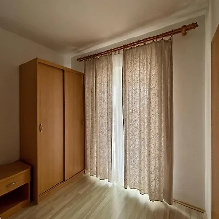 Nada Apartment Primosten