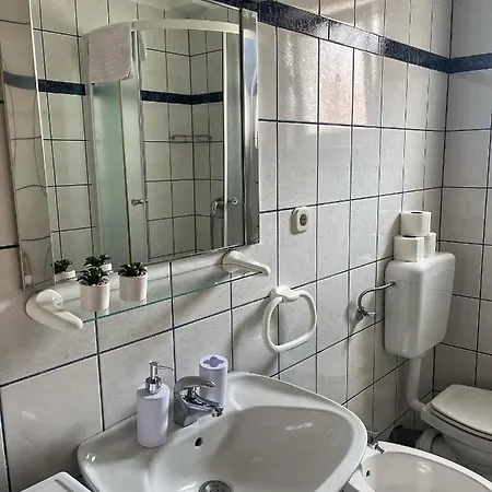 Apartment Nada *