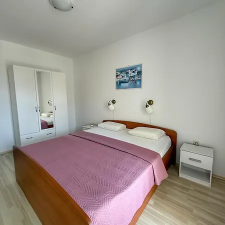 Apartman Nada *